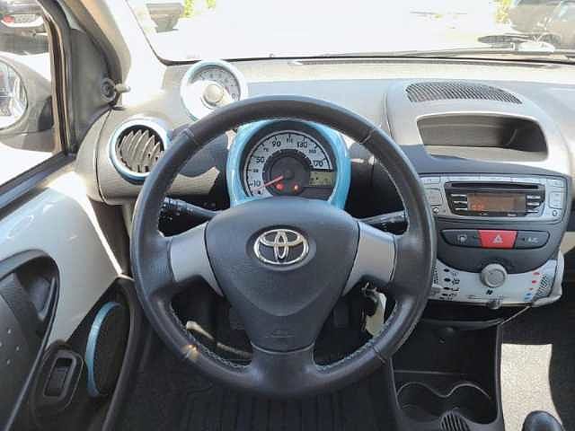 Toyota Aygo 1.0 VVT-i 68ch Dynamic 5p
